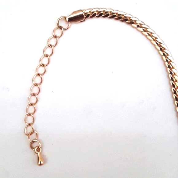 GOLDTONE WITH YELLOW CRYSTAL NECKLACE - Picture 5 of 8